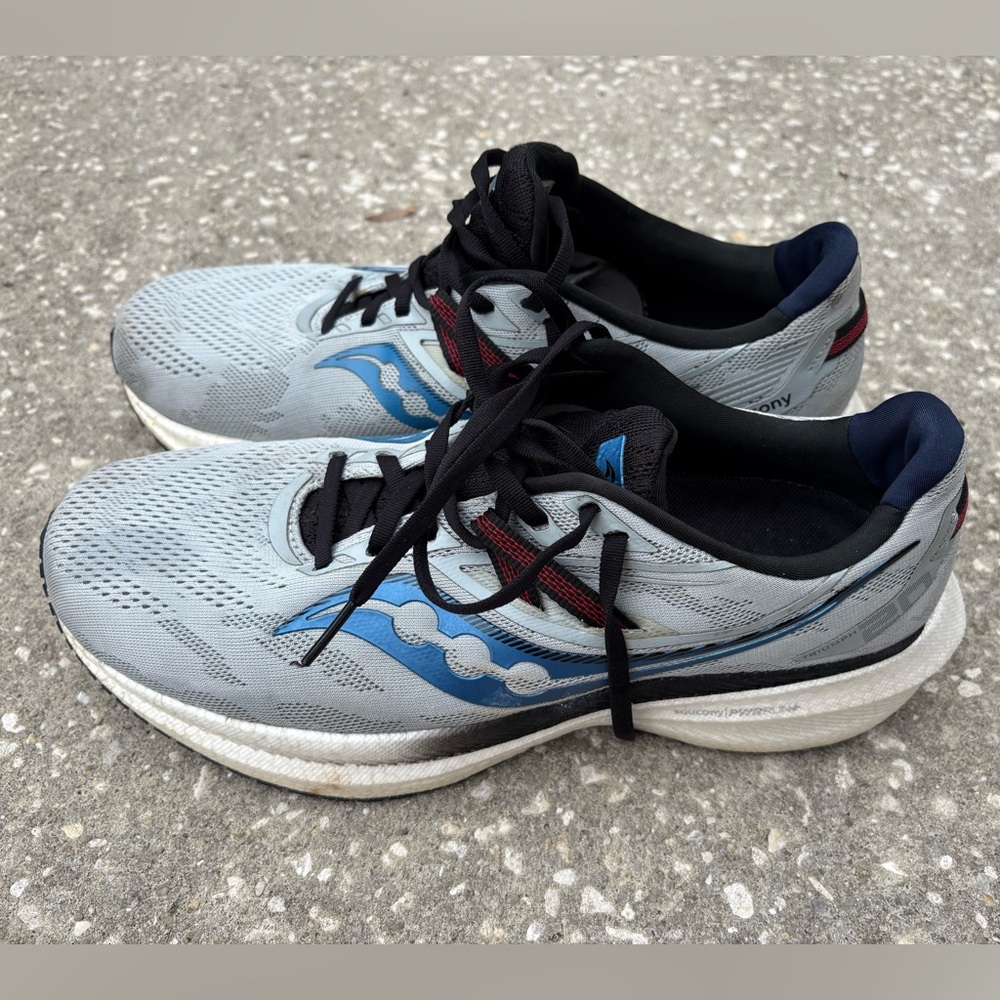 Men's Saucony Triumph 20 Size 10.5 - Vapor / Black Running Shoes